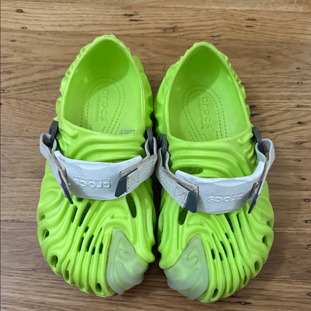 CROCS  Neon Green Sandals